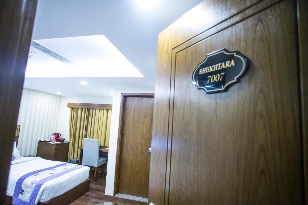 Hotel 71 ธากา ภายนอก รูปภาพ