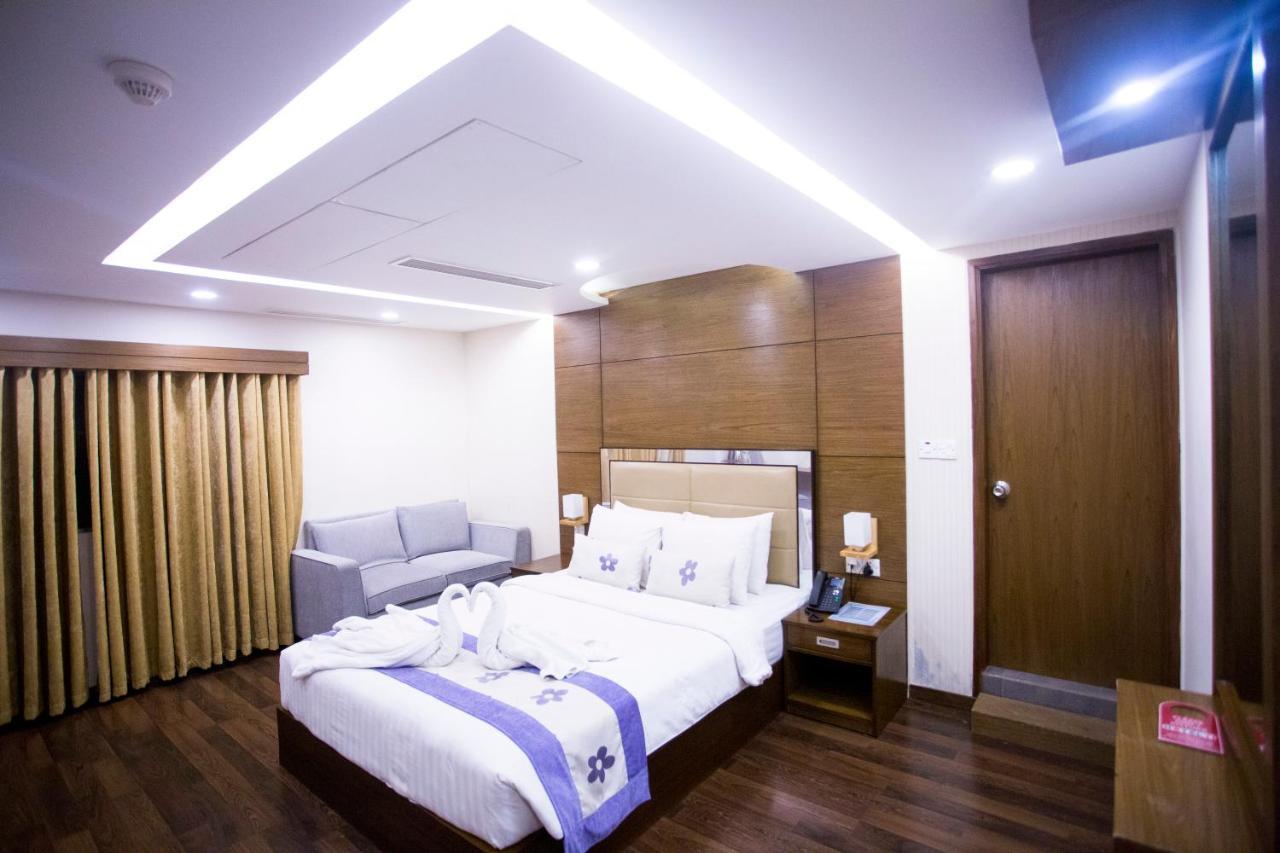 Hotel 71 ธากา ภายนอก รูปภาพ
