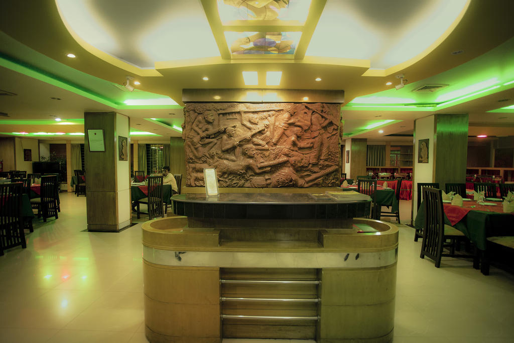 Hotel 71 ธากา ภายนอก รูปภาพ