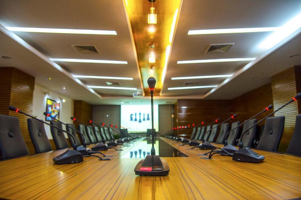 Hotel 71 ธากา ภายนอก รูปภาพ